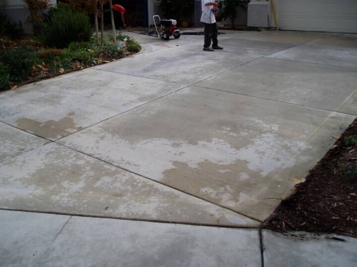 Would You Like to Give Your Concrete Driveway a New Look?